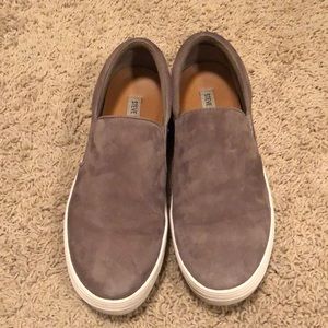 Steve Madden Slip On Sneaker 9.5 Gray